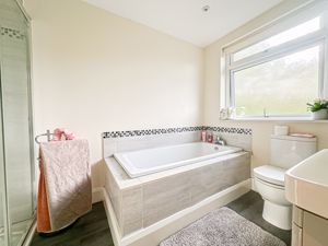 Photo 14- click for photo gallery